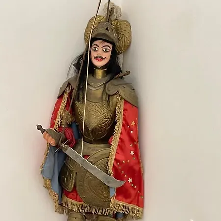 Sikelia-sicilian * Catane