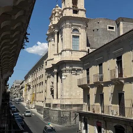 Sikelia-sicilian